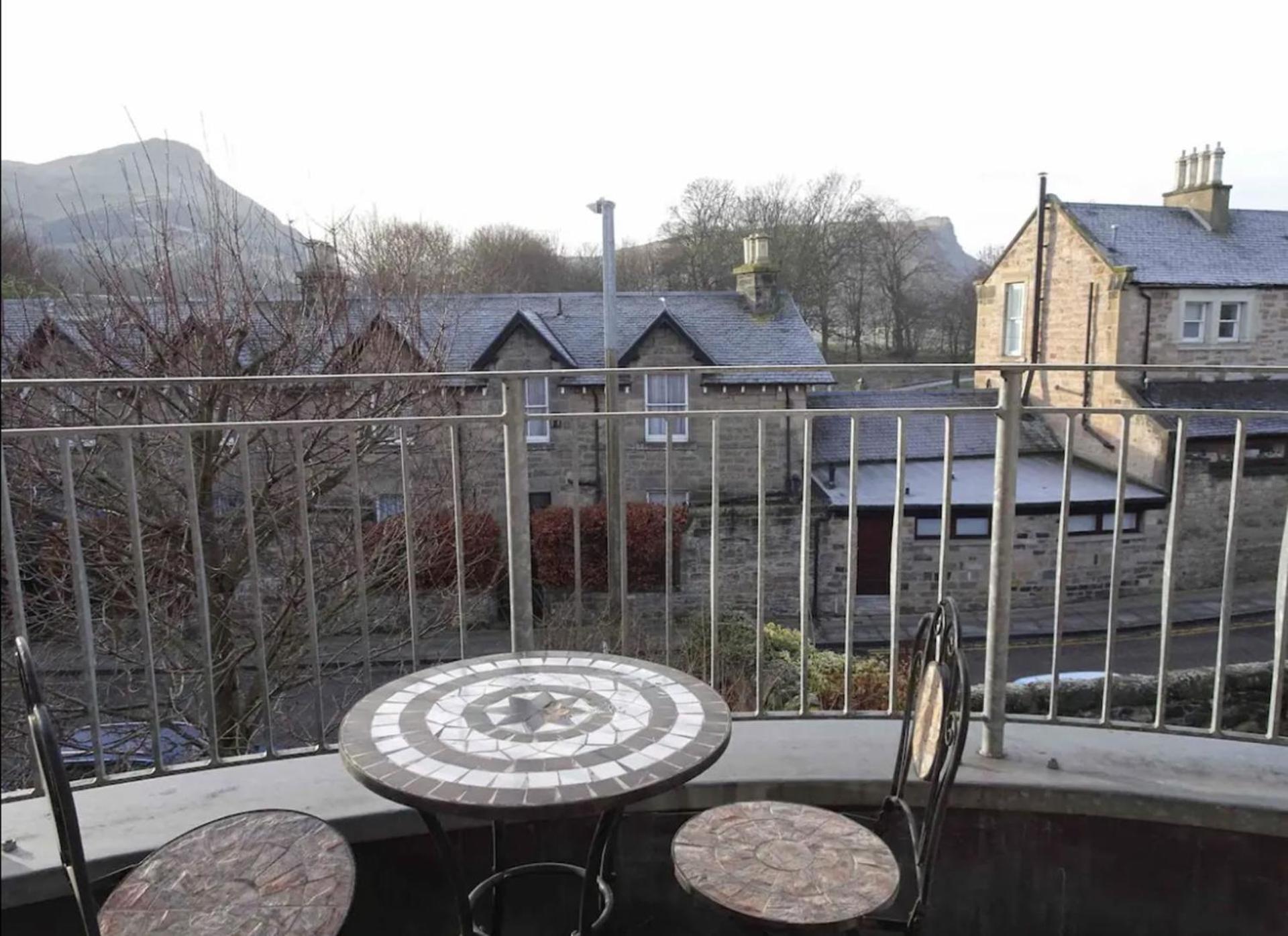 Edinburgh Stunning View Apartment 2 Bedrooms Екстериор снимка